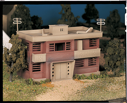 Plasticville U.S.A. Classic Kits -- Apartment Building