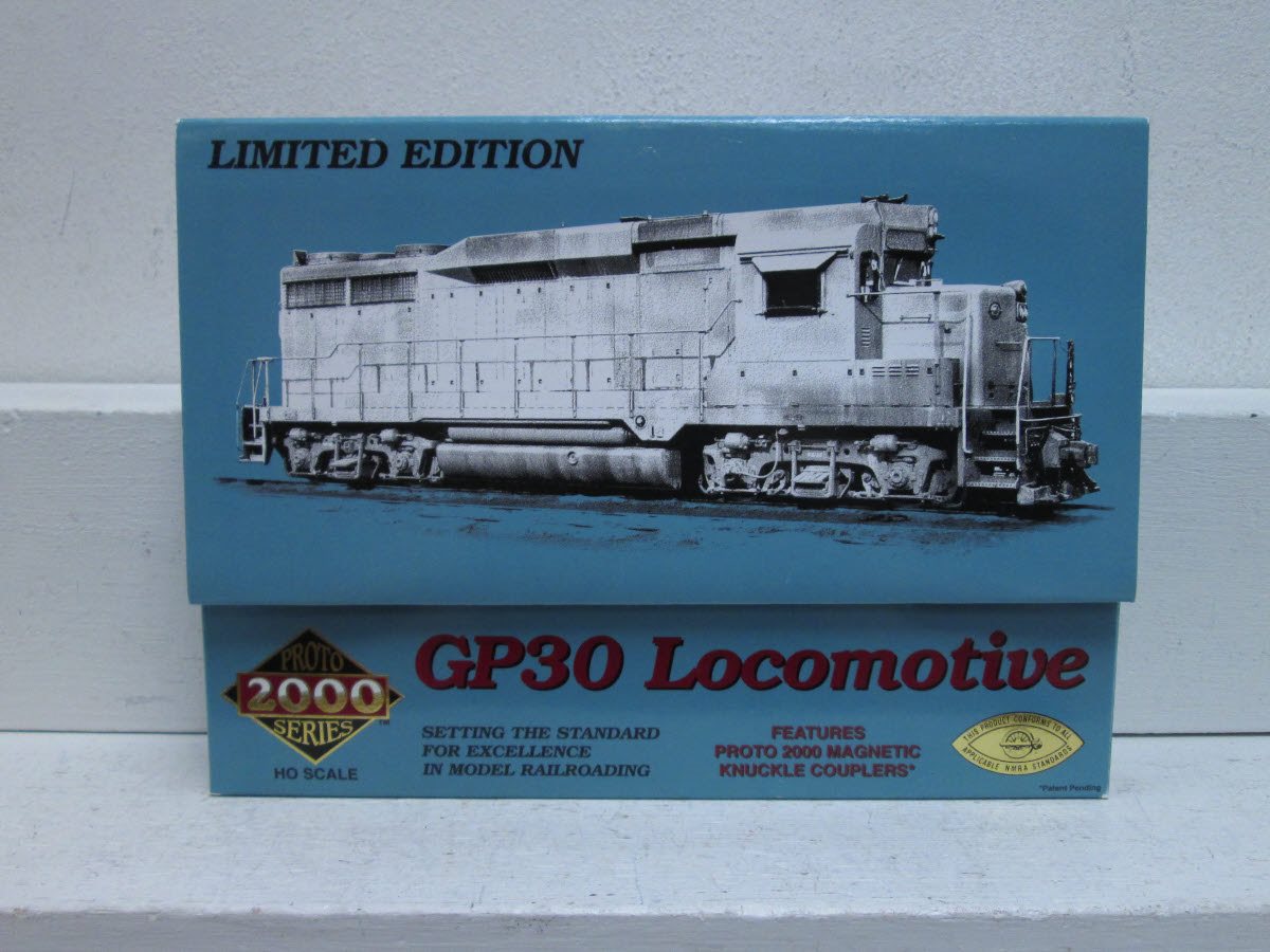 Proto 2000 23091 HO Undecorated EMD GP30 Phase II Diesel Locomotive