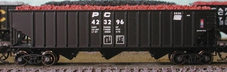 Bluford Shops 14471 N Penn Central 14-Panel 3-Bay Hopper with Ore Load