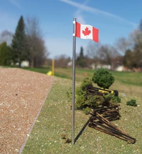 Osborn Model Kits 1093 HO Canadian Flag with Pole (3)