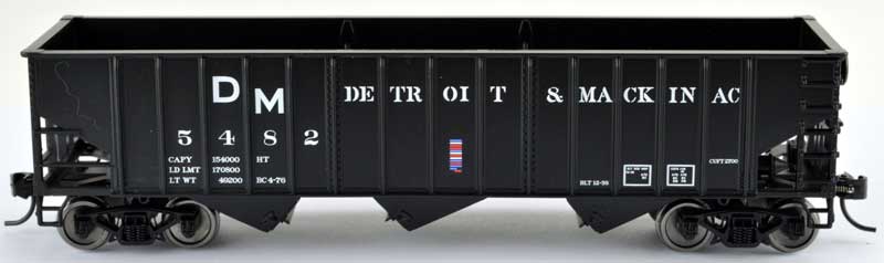 Bowser 42484 HO Detroit & Mackinac 70-Ton 14-Panel 3-Bay Hopper #5497
