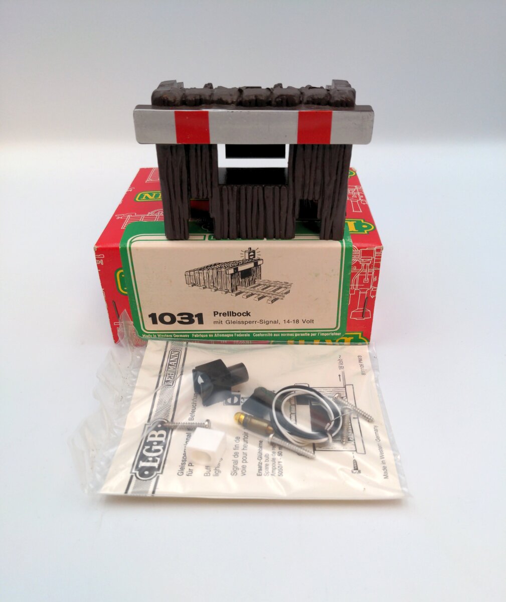 LGB 1031 G Scale Lighted Bumper