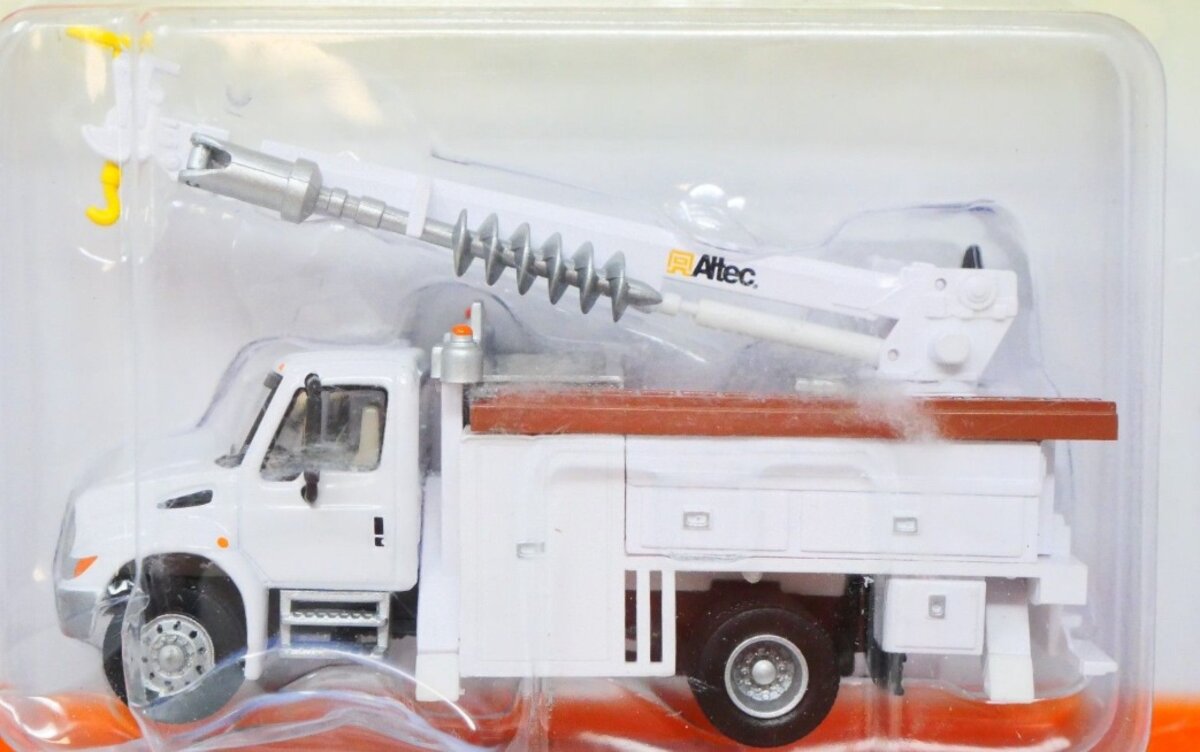 Boley 4132-77 1:87 Dept 1-87White City Power Utility Truck