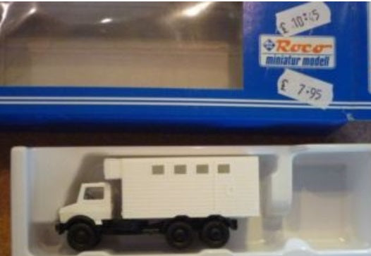 Roco 1737 1:87 Unimog Camper White