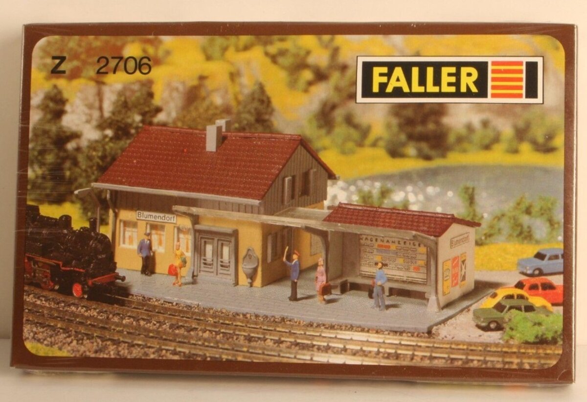 Faller 2706 Z Scale Halt Blumendorf Station Kit
