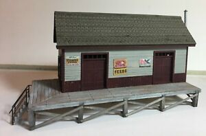 Motrak Models 83027 HO Applewood Depot Kit