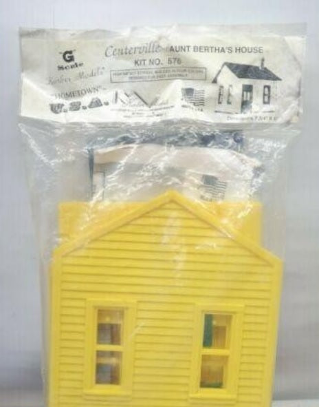 Korber 579 G Scale Centerville Yardmaster "Hometown" Building Kit