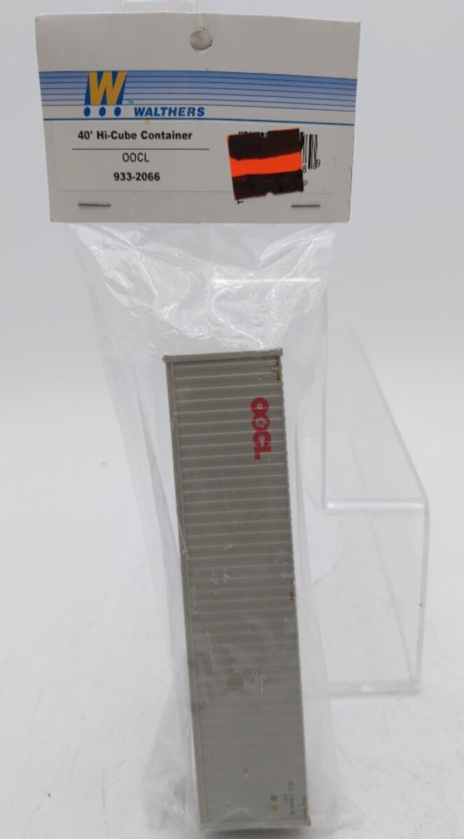Walthers 933-2066 HO Scale OOCL 40" High-Cube Container Assembled