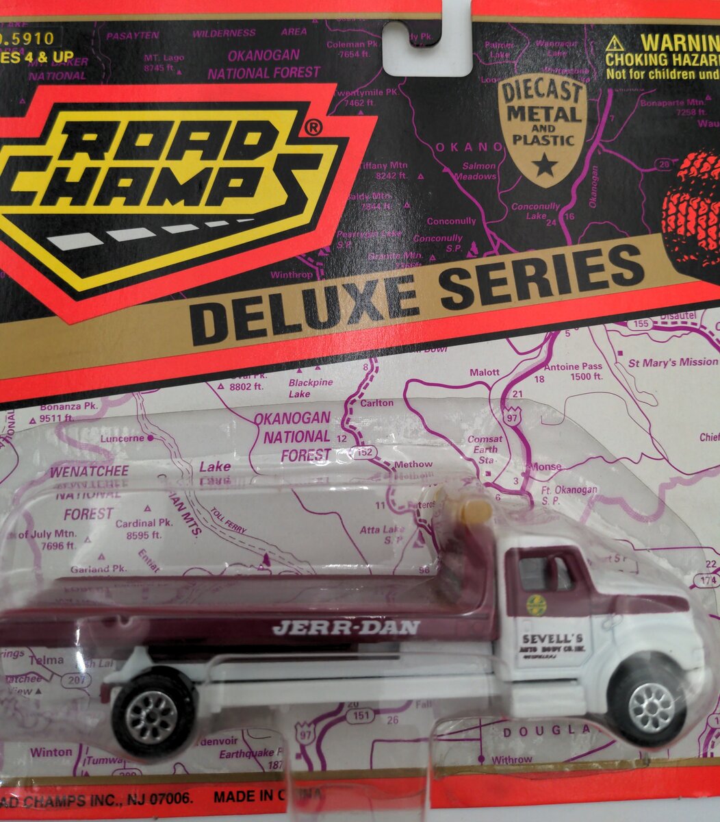 Road Champs 5910 1:43 Diecast Deluxe Series Sevell's Auto Body Co.