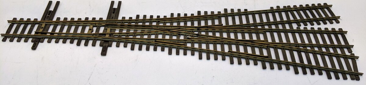 Shinohara Track 118 HO Code 100 Left Nickel Silver #8 Wye Turnout Switch Track