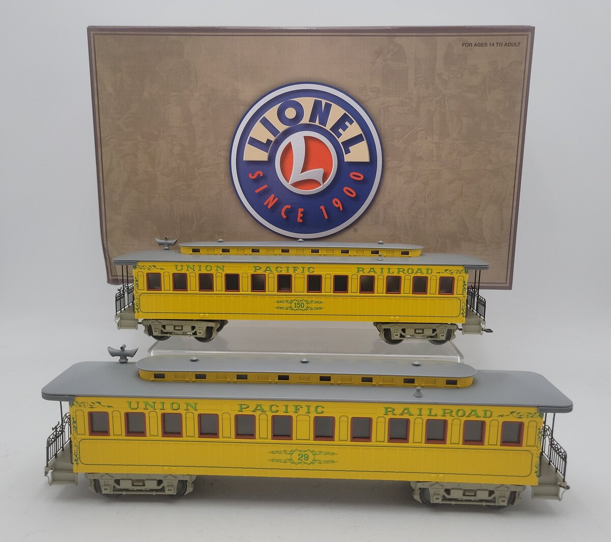 Lionel 1927380 O Union Pacific 1860's 2-Coach Set