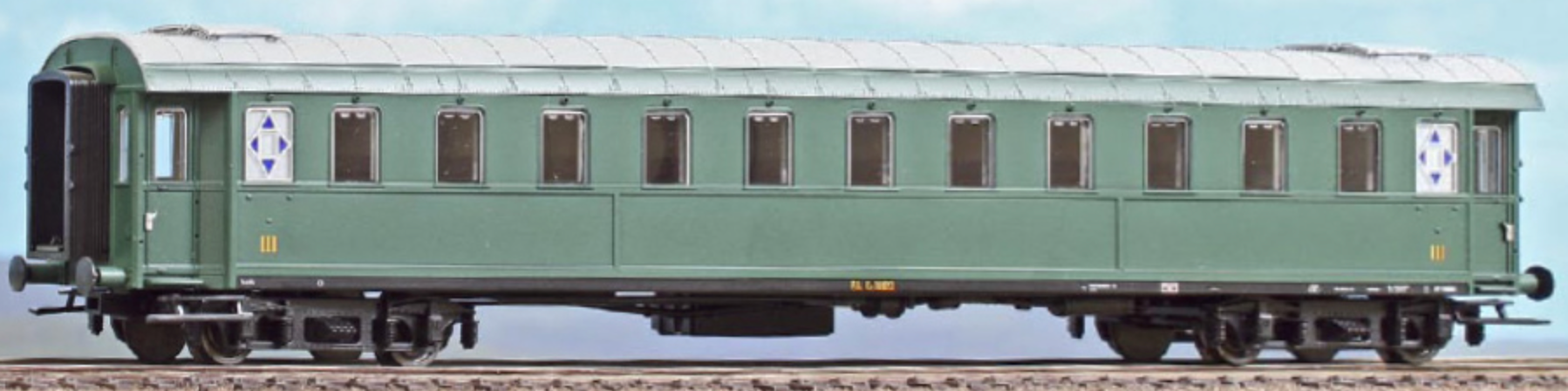 ACME 50390 HO Scale 3rd Class Passenger Coach Type 31000 FS Italia