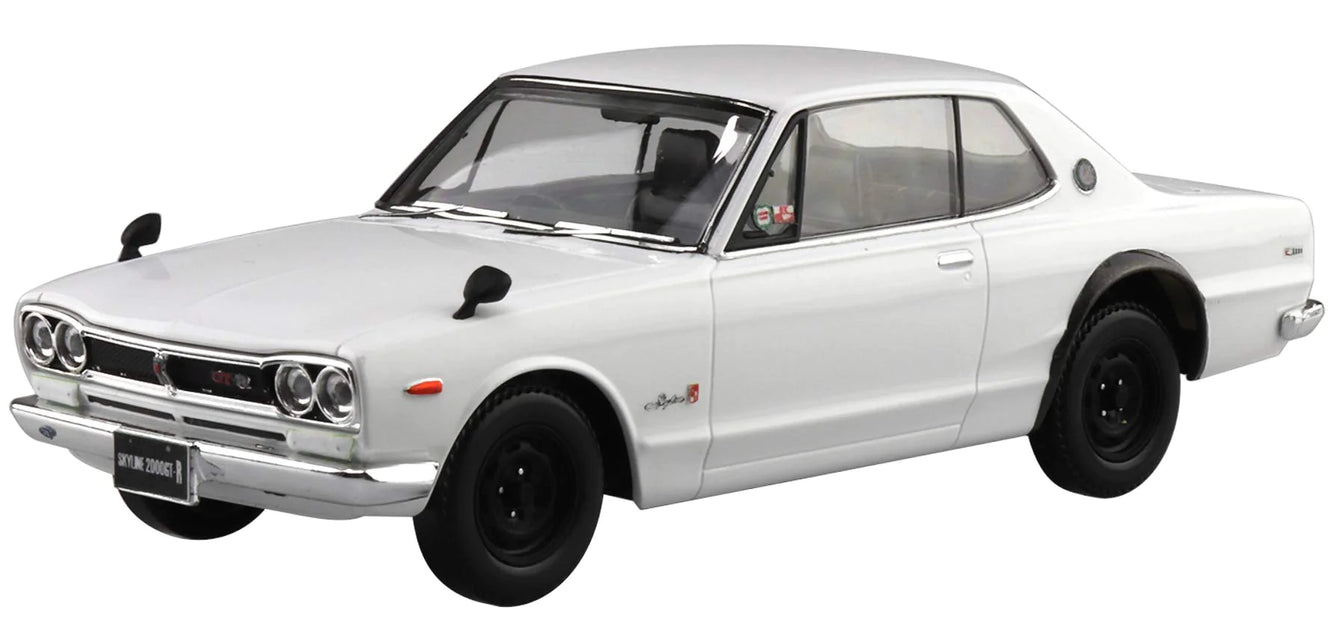 Aoshima 05883 1/32 The Snap Kit #09-B White Nissan Skyline 2000GT-R