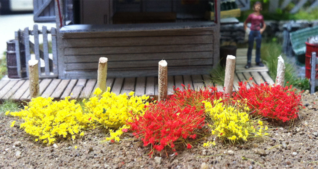 Bachmann SceneScapes 31034 Yellow & Red Grass Tufts 6mm / 1/4"