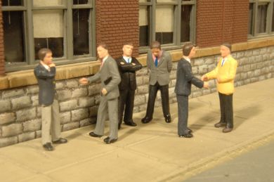 Bachmann SceneScapes 33162 O Scale Businessmen Figures