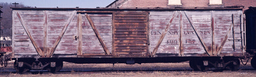 Funaro & Camerlengo 8541 HO Scale PRR X23 "10 Panel" Boxcar with Decals Resin Kit
