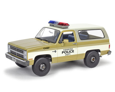 Revell 1/25 Stranger Things™ Jim Hopper's 1985 Chevrolet K5 Blazer Plastic Model Kit RMX14558