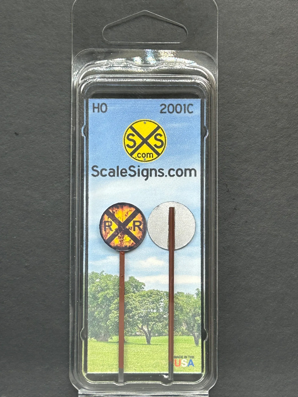 ScaleSigns HO-2001C HO Scale Heavily Distressed Railroad Crossing Sign