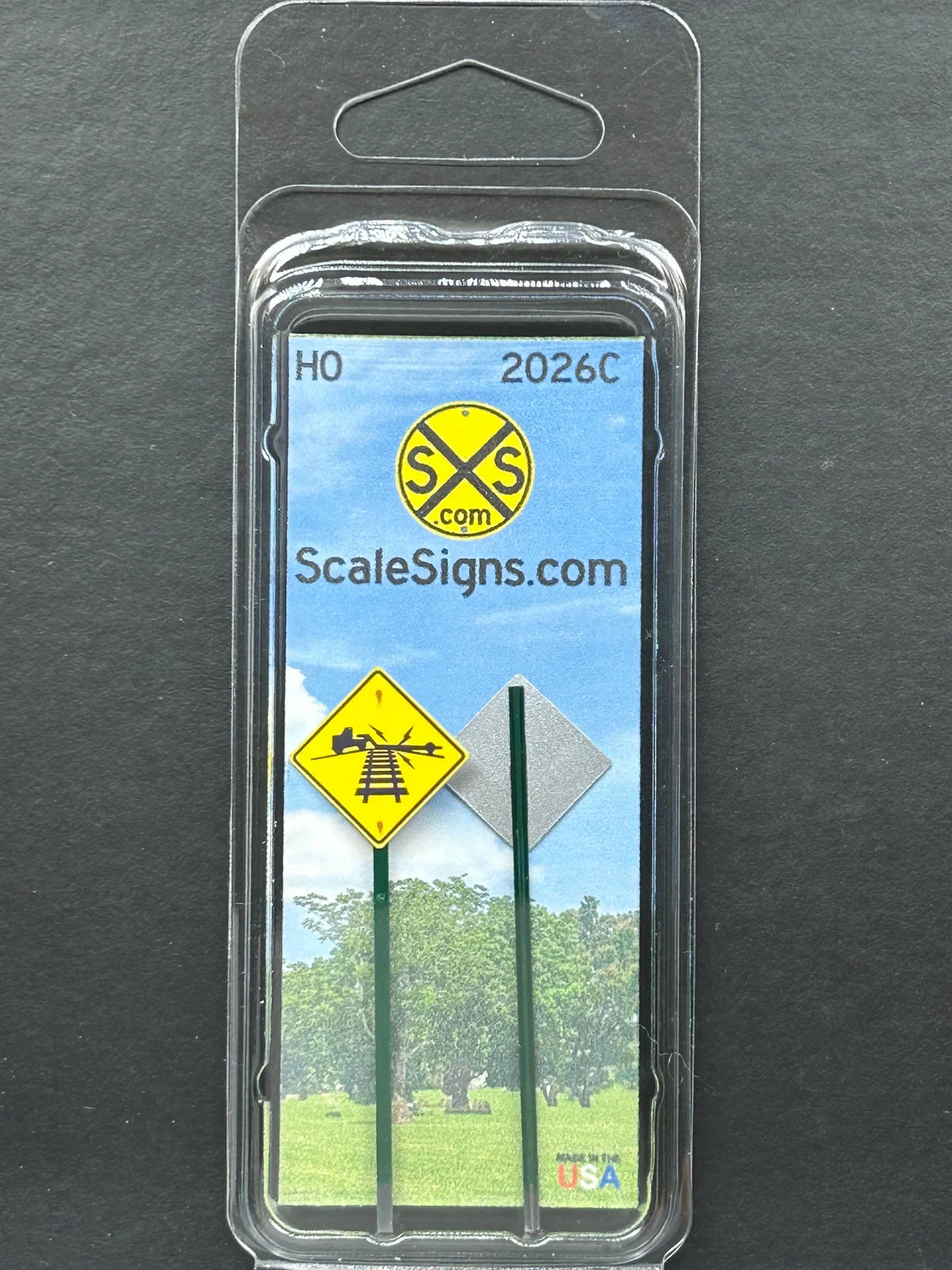 ScaleSigns HO-2026C HO Scale Low Ground Clearance Sign