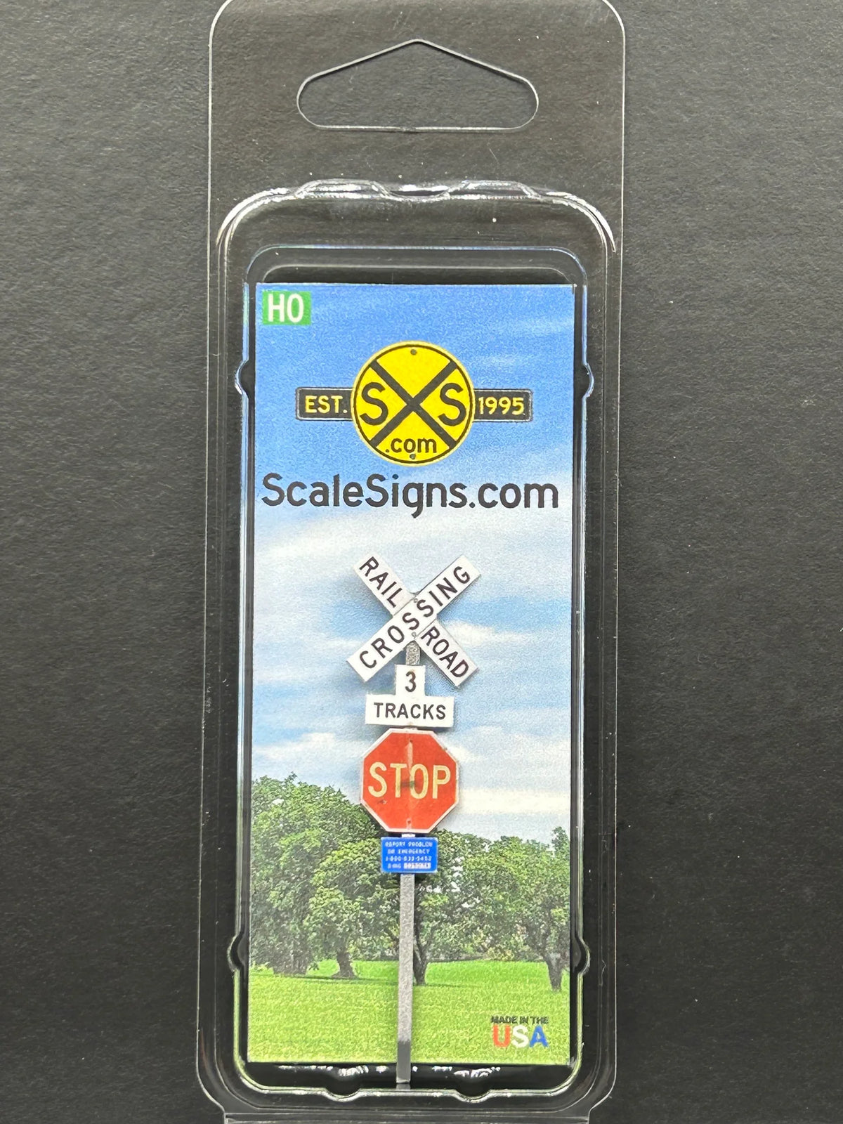 ScaleSigns HO-2409-v3 HO Scale Crossbucks + Stop Sign +3 Tracks + ID Sign
