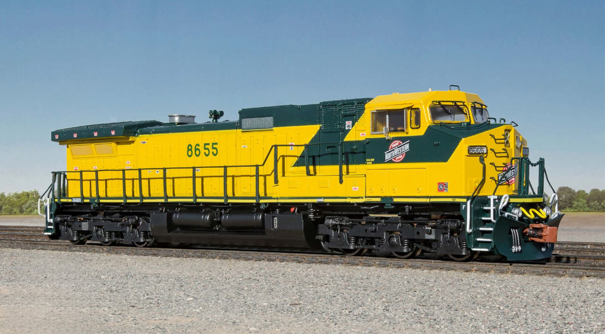 ScaleTrains Rivet 38700 N Scale GE DASH 9 Diesel Chicago & NorthWestern 8688 - DC