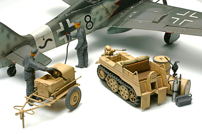 Tamiya 32533 1/48 German Kettenkraftrad Support Vehicle