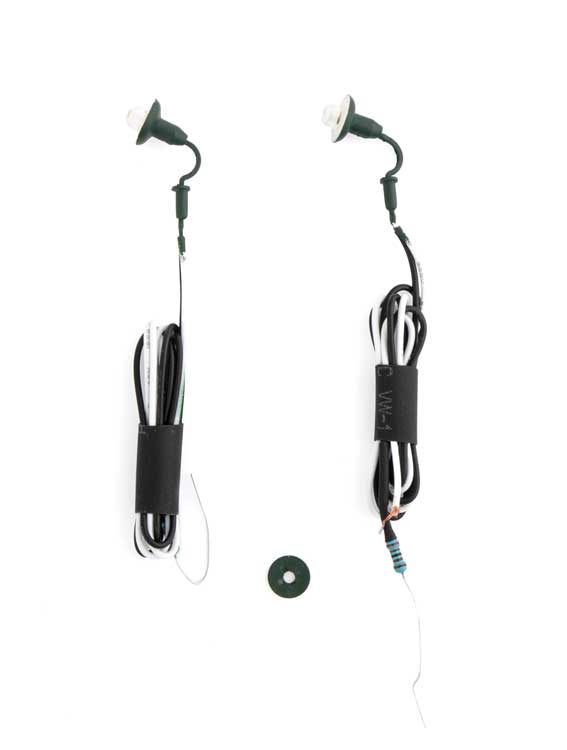 Walthers SceneMaster 949-4802 HO Scale LED Wall Mount Light