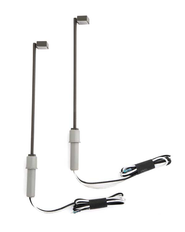 Walthers SceneMaster 949-4806 HO Scale LED Single Square Modern Parking Lot Style Streetlight